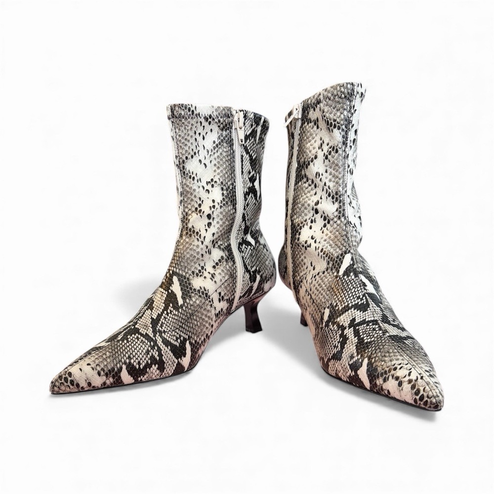 Abound Erinn Pointed Toe Heel Boots Ivory Snake Faux Leather- SZ 6.5M